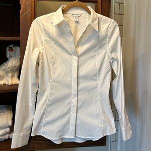 Athleta Uptown shirt bright white XS EUC